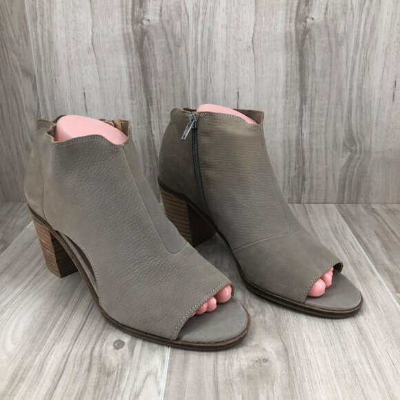 Lucky Brand Ankle Boots Womens 8M Keteera Taupe Nubuck Leather Open Toe Booties - Picture 1 of 11